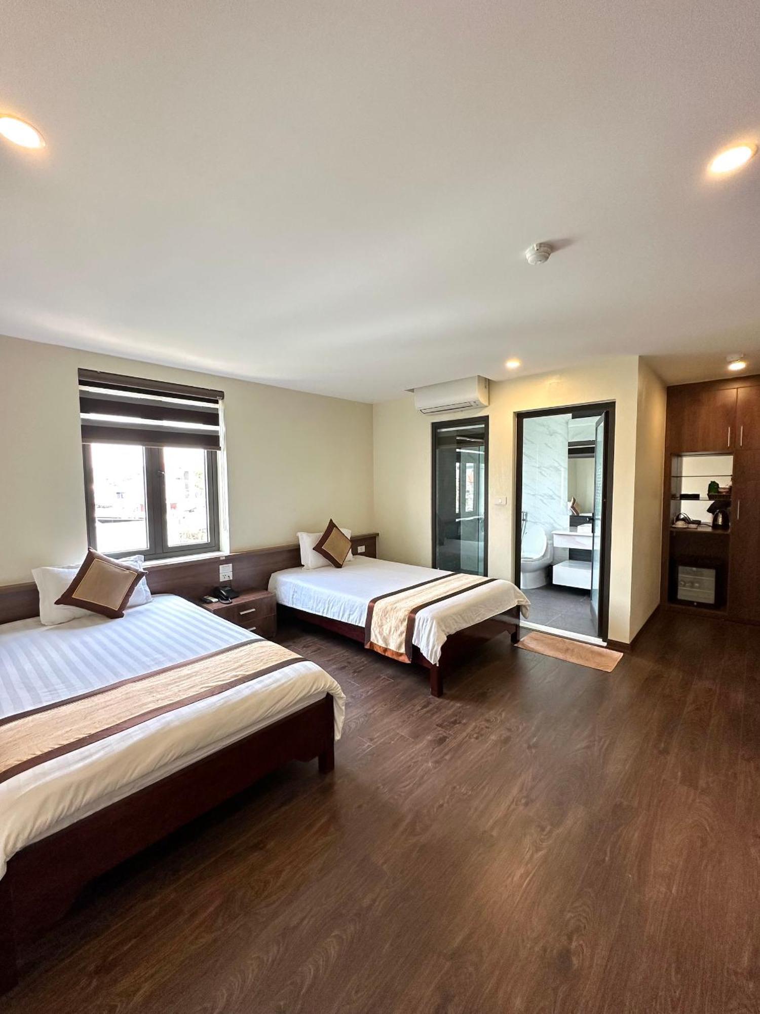 Boston Halong Hotel Ha Long Exterior photo